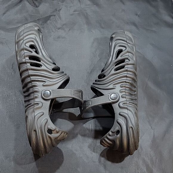 KBREE  SUMMER  PERSONALIZED FINGERPRINT MEN'S CASUAL BEACH OUTDOOR HOLE  SANDAL - Picture 13 of 15